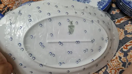 سرویس غذاخوری 28 پارچه چینی زرین ایران سری ایتالیا اف مدل فلورانس درجه سه