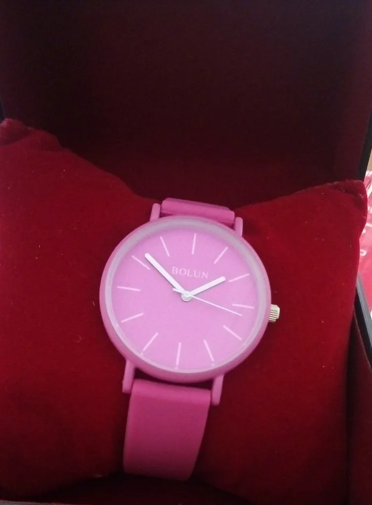 ساعت مچی عقربه ای زنانه بولون مدل 5147L