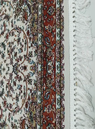 فرش ماشینی زمرد مشهد طرح 14003 زمینه کرم