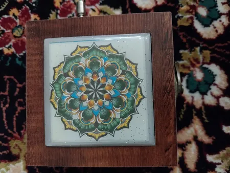 جعبه موزیکال طرح سنتی آینه دار کد JM-S23