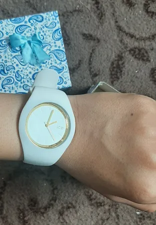 ساعت مچی عقربه ای زنانه مدل IS 2933-SE-RZ