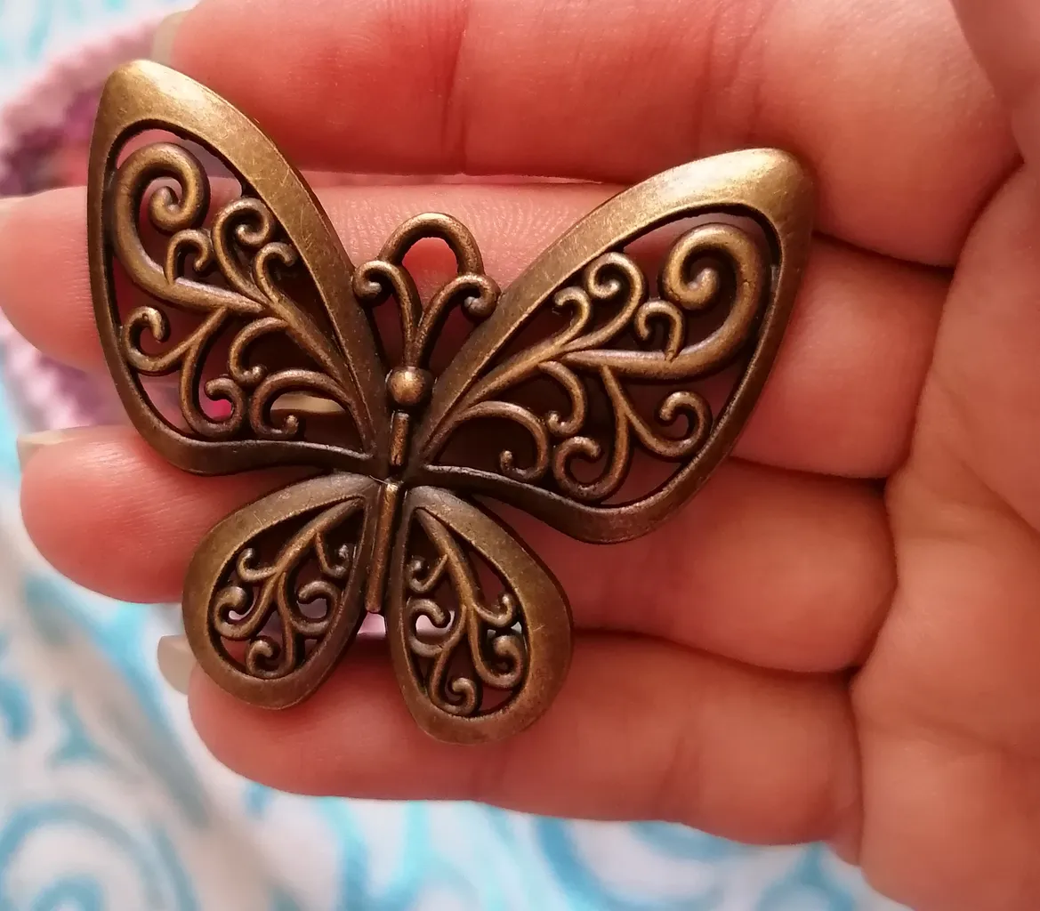 آویز گردنبند مدل پروانه عاشق کد AG 927