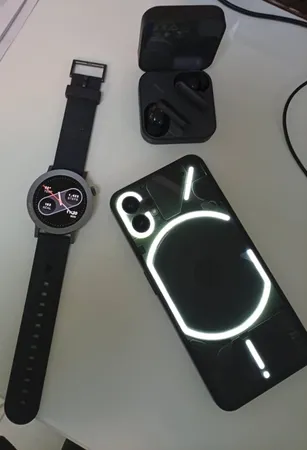 ساعت هوشمند 45 میلی‌متری ناتینگ مدل CMF Watch Pro 2 با بند سیلیکونی