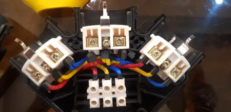 سه راهی صنعتی برق پارسا مدل ip44