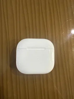 هدفون بلوتوثی اپل مدل AirPods 4