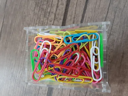 گیره کاغذ رایدین مدل رنگی سایز 28-33میلی متر - بسته 100 عددی