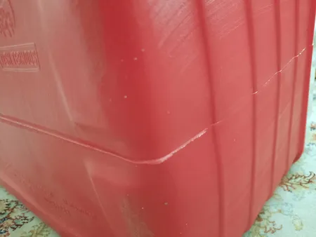 یخدان سفری کیش مدل k27
گنجایش27 لیتر