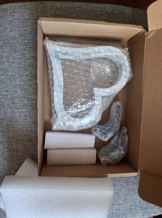 گلدان بتنی مدل گلجای قلب و پرنده