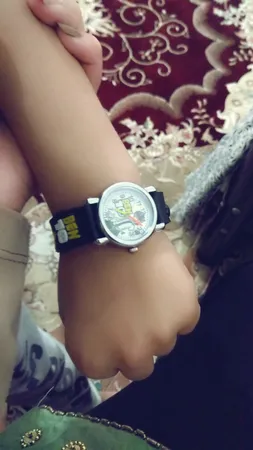 ساعت مچی عقربه ای بچگانه کد 003