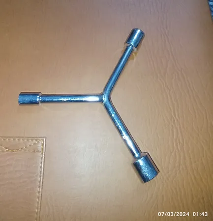 آچار بکس مدل سه پر سایز 8 و 10 و 12 میلی متر