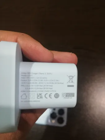 شارژر دیواری 30 واتی انکر مدل 511 Nano 3