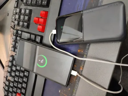 پاوربانک ریمکس مدل RPP-623 ظرفیت 20000 میلی آمپر ساعت