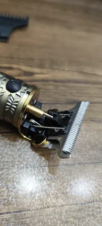 ماشین اصلاح سر و صورت وی جی آر مدل V-085