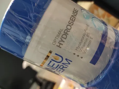 کرم مرطوب کننده نئودرم مدل Hydrosense حجم 150 میلی لیتر مجموعه 2 عددی