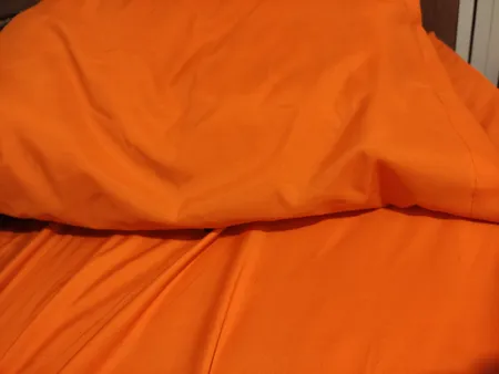 سرویس ملحفه هانی مدل Plain یک و نیم نفره دو تکه