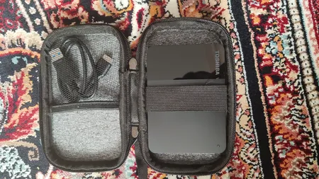 هارد اکسترنال توشیبا مدل Canvio Ready ظرفیت دو ترابایت دارای رابط USB Type-A 3.0