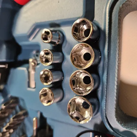 پیچ گوشتی شارژی رونیکس کد 8530