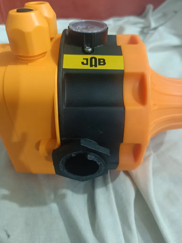 کلید اتوماتیک پمپ آب جاب مدل JB-820