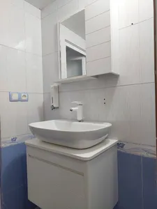 تجریه خرید ست کابینت و روشویی مانلی مدل H18 به همراه آینه و باکس