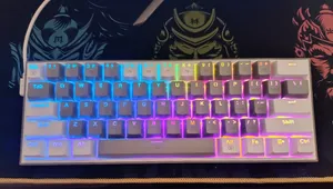 تجریه خرید کیبورد گیمینگ ردراگون مدل K617 FIZZ، سوییچ مکانیکال قرمز، Tenkeyless، نورپردازی RGB