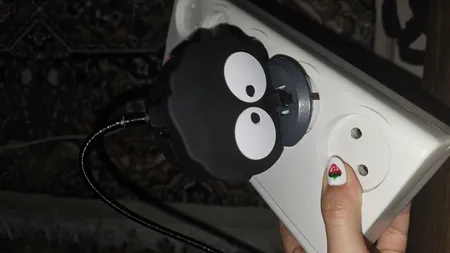 محافظ کابل وال کیس طرح میکروب به همراه محافظ شارژر دیواری 25 وات سامسونگ مجموعه 4 عددی