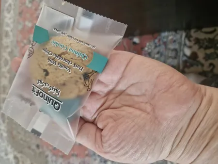 كوكي وانیلي كینوا با تکه‌های کاکائو کینوفیت - 185 گرم