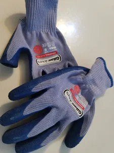 تجریه خرید دستکش ایمنی دستکش گیلان مدل ضد برش ضخیم کد S3