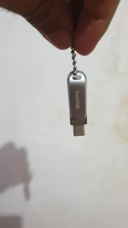 فلش مموری سن دیسک مدل Luxe ظرفیت 32 گیگابایت