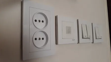 پریز برق دوقلو خیام الکتریک مدل KH8055