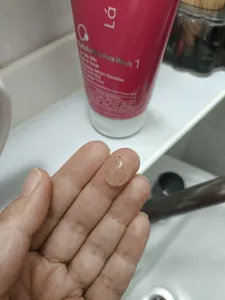 تجریه خرید ژل شست‌وشوی و لایه بردار صورت لافارر مدل 01 مناسب پوست‌های چرب حجم 150 میلی‌لیتر