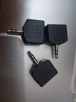 مبدل 1 به 2 AUX مدل AU-12 بسته 3 عددی