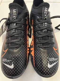 کفش فوتسال مردانه مدل سالنی کد C-7450