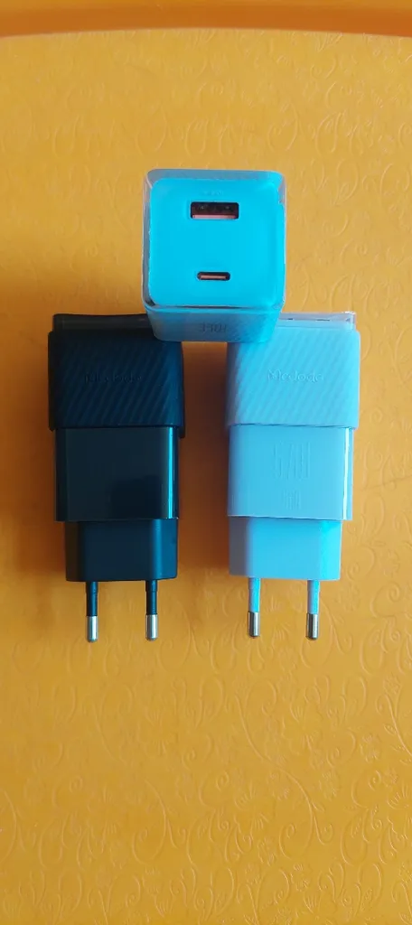 شارژر دیواری 67 وات مک دودو مدل CH-150