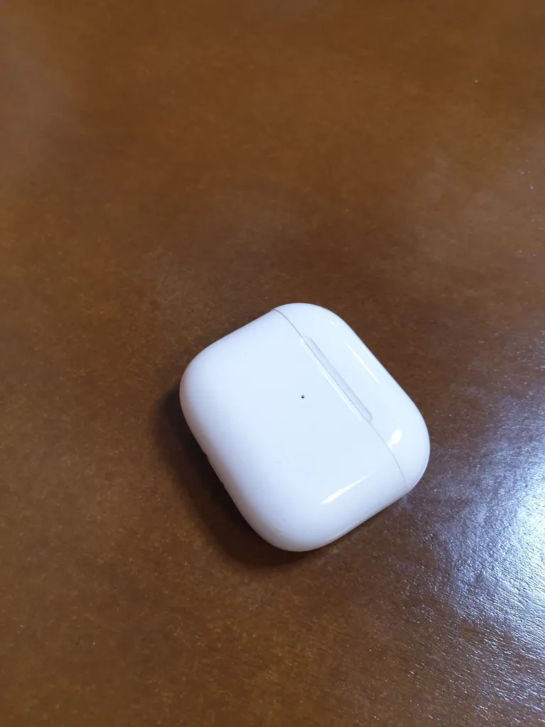 هدست بلوتوثی ریمکس مدل AirPods 3