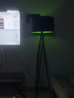 آباژور ایستاده مدل سه پایه چوب روسی