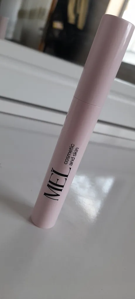 ریمل حجم دهنده مل کازمتیک اند اسکین مدل 001 حجم 15 میلی لیتر