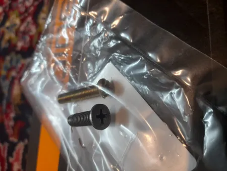 پیچ چپ گرد مدل M5 مناسب برای دریل توسن