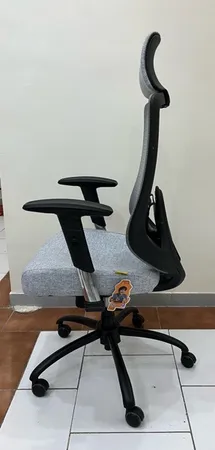 صندلی مدیریتی کادی نو مدل پشت توری VIP