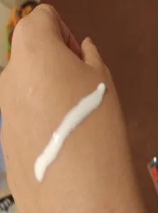 تجریه خرید فلوئید ضد آفتاب بی رنگ شون مدل invisible محافظ UVA ،UVB و PA+++، ضد حساسیت، بدون چربی، مناسب انواع پوست‌ حجم 50 میلی لیتر