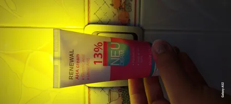 کرم لایه بردار نئودرم مدل Renewal AHA 13% حجم 50 میلی لیتر