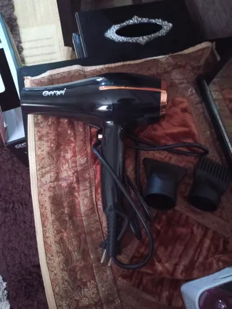 سشوار حرفه ای جیمی مدل GM-1780