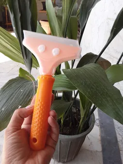 کاتر شیشه پاک کن مدل B01