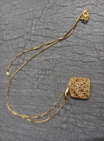 آویز گردنبند طلا 18 عیار زنانه طلای مستجابی مدل آوا کد 3686