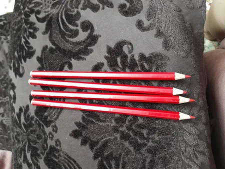 مداد قرمز آریا کد 3002 بسته 6 عددی