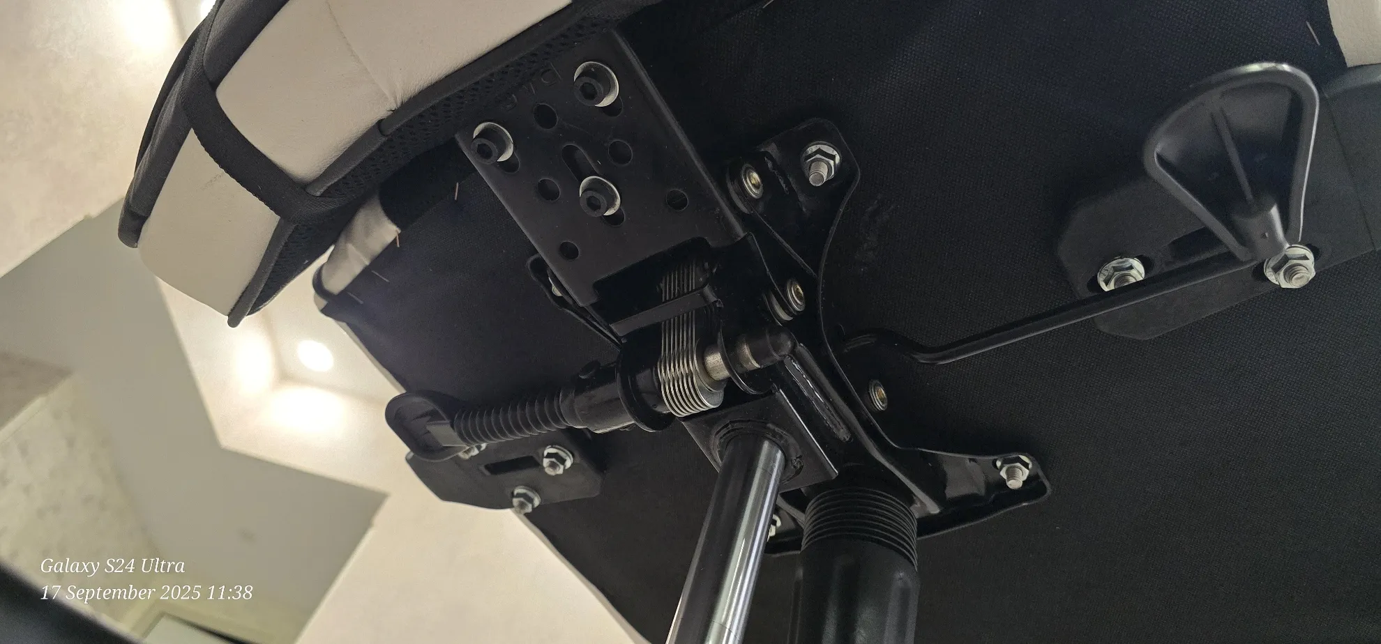 صندلی گیمینگ کاد گستر مدل G2025 پرومکس