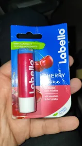تجریه خرید بالم لب لابلو مدل CHERRY SHINE