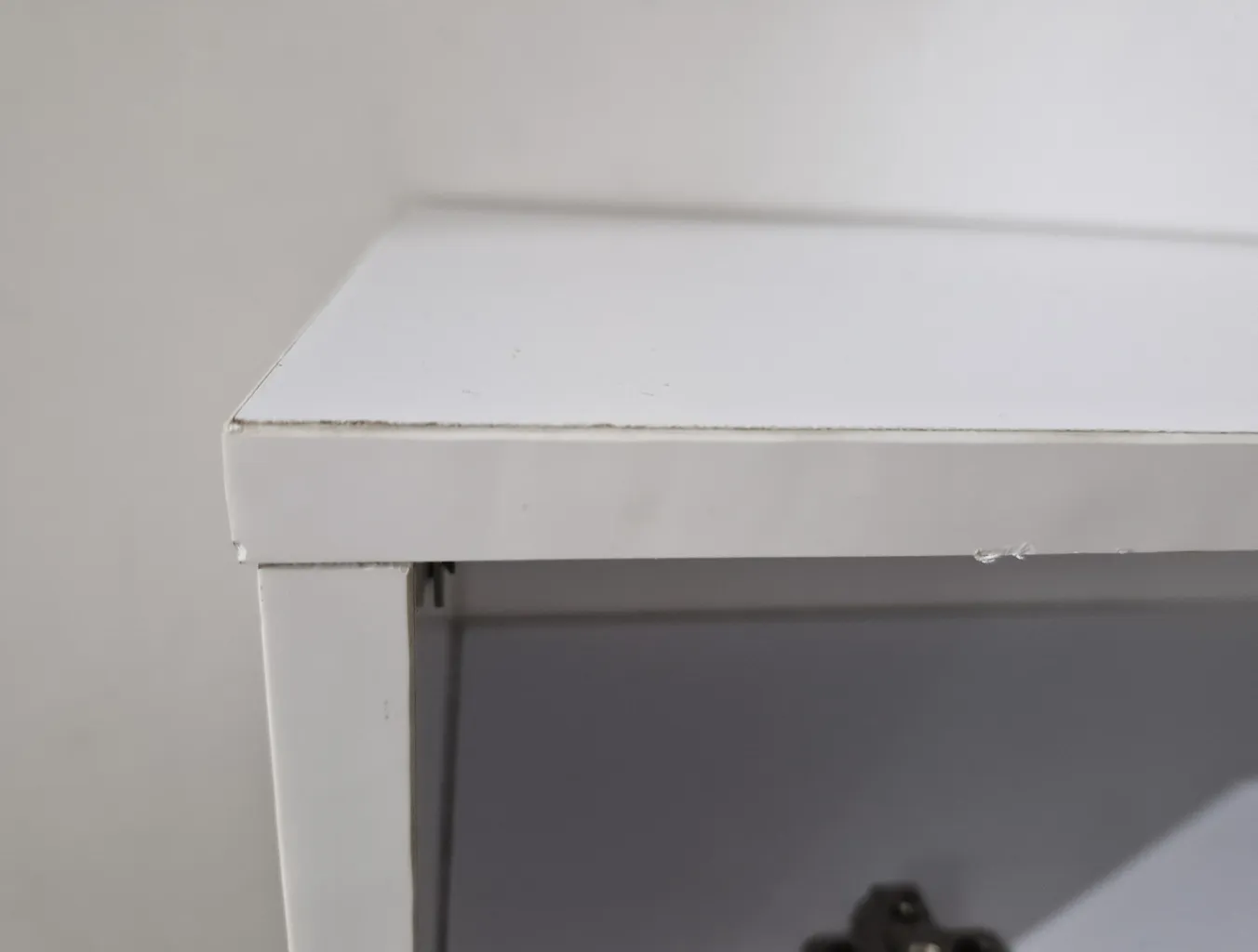 میز تلویزیون دیواری مدل DLF86L