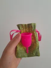 تجریه خرید کاپ قاعدگی حورا مدل رز سایز یک