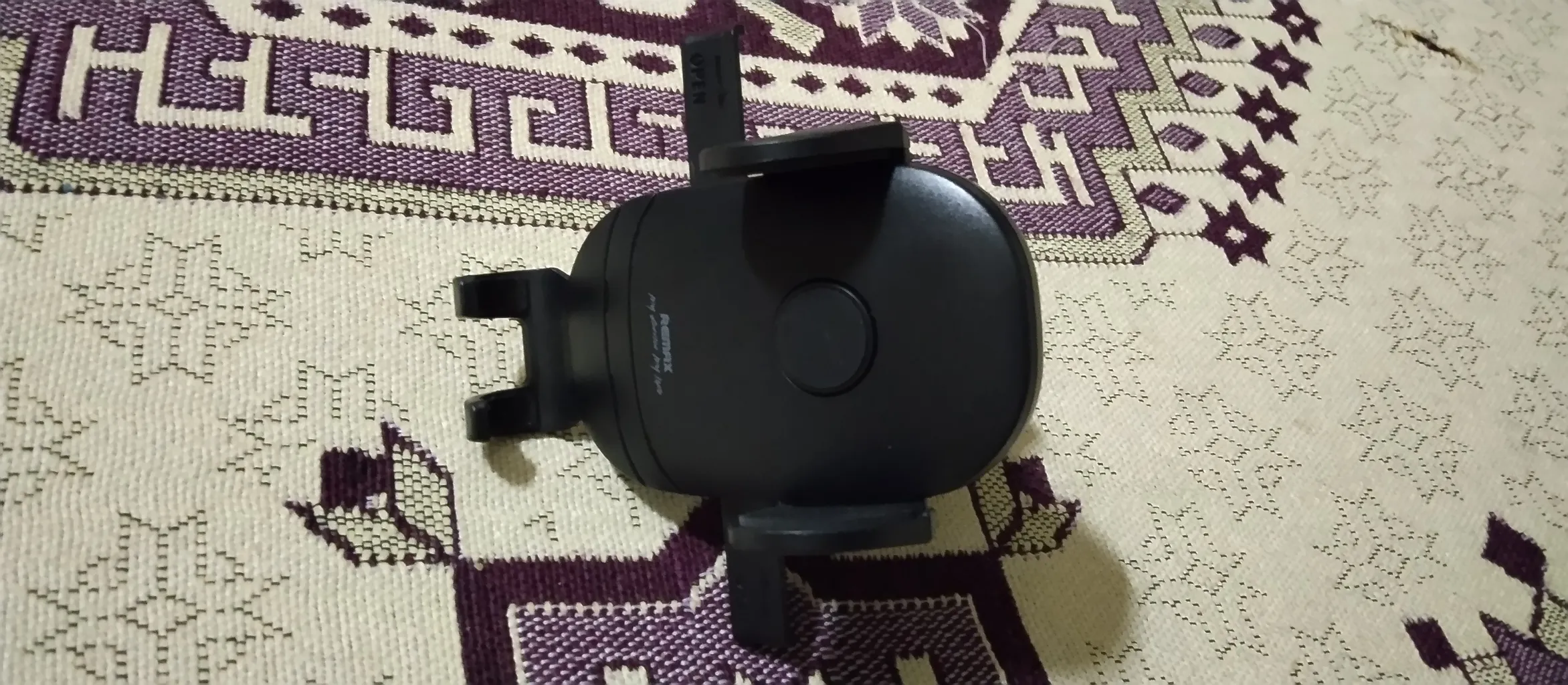 نگهدارنده گوشی موبایل ریمکس مدل RM-C06 2022