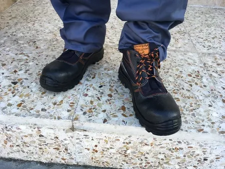 کفش ایمنی فولاد پا مدل ملت